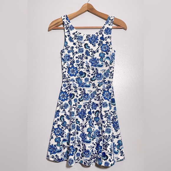 Floral fit and flare mini dress - Picture 1 of 4